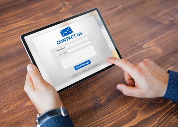 Contact Form Blog-The First Bid of Contact with Bots and People