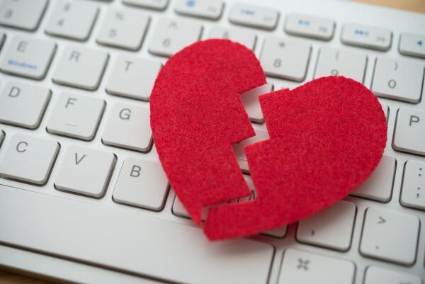 Romance Scams-Cybercriminals Strategy Awareness