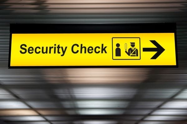 Travel Cyber Blog-Security At Airport Still Has Risks of Malware