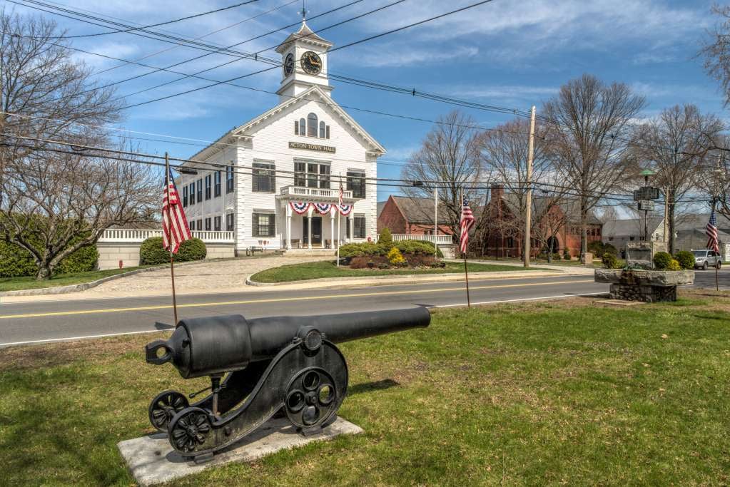 actonTownHall_cannon_2500px